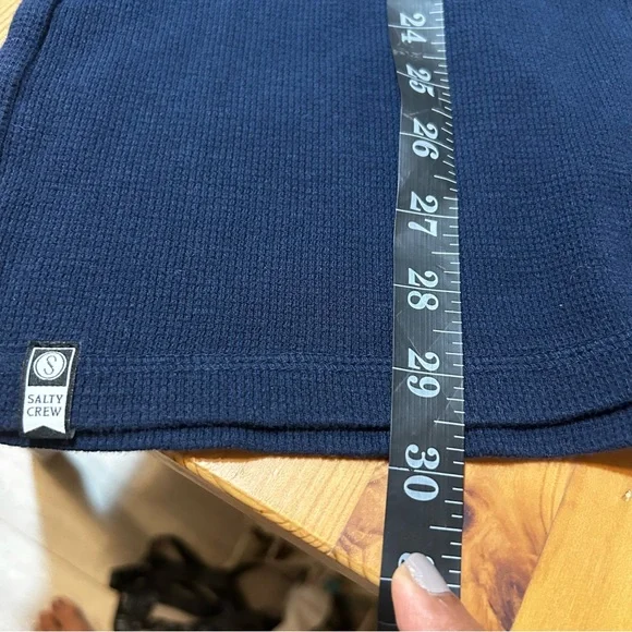 Salty Crew Men’s Size Large Waffleknit Navy Sweatshirt Thermal Yellow Logo - Picture 9 of 10